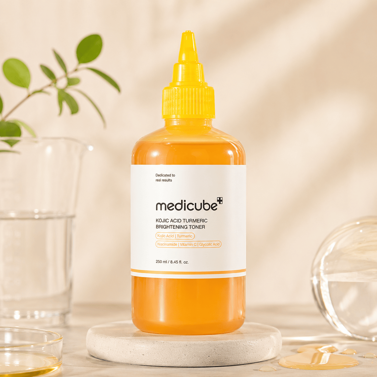 MEDICUBE KOJIC ACID TURMERIC RESURFACING TONER